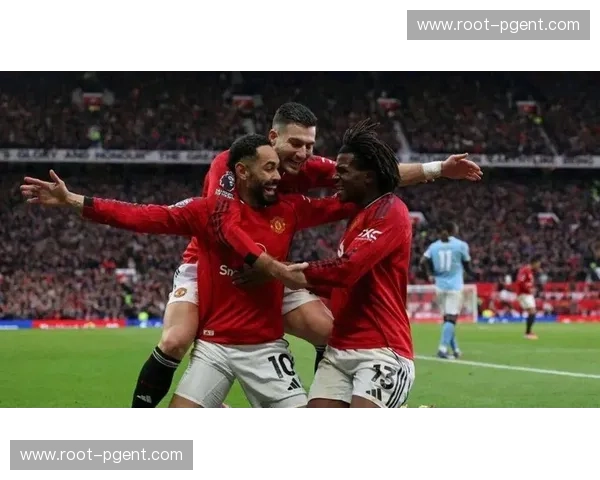 曼联客场险胜维拉 B费关键传球转化率创个人本月新高