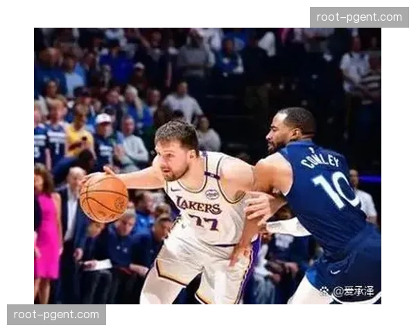 湖人里夫斯关键绝平回合:疑似2加1或3加1将比赛拖入加时赛